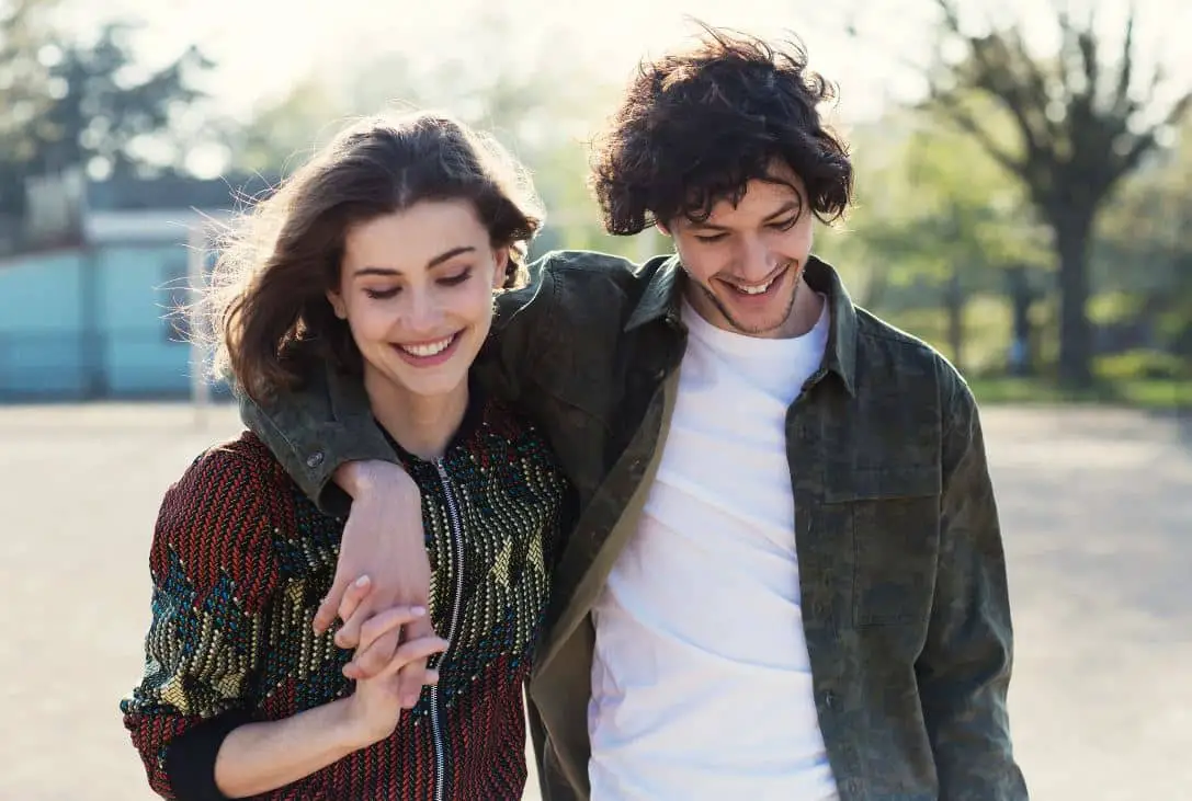 8 Relationship Boundaries You Should Always Establish
