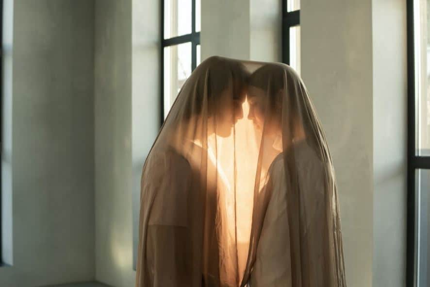 11 Things You Should Never Do at the Beginning of a Relationship